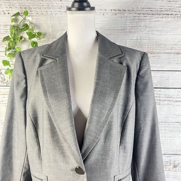 Tahari Blazer Jacket sz 16 Classic Gray Pockets Suit Career Professional Church - Picture 4 of 14